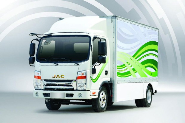 JAC inicia pré-venda do 1º caminhão elétrico do Brasil